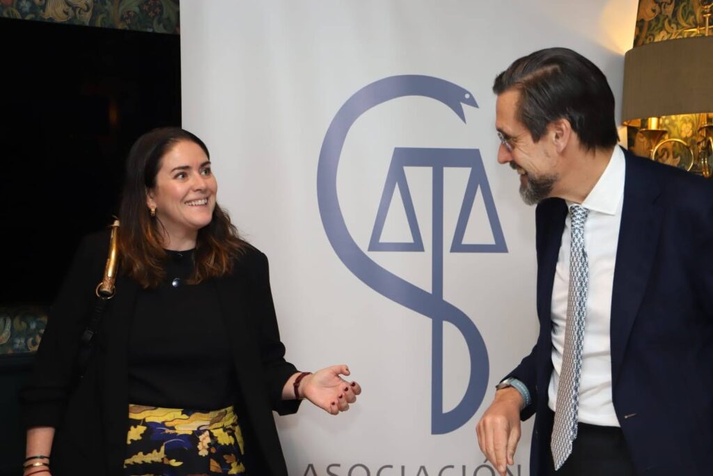 Cristina Gil Membrado, galardonada con el VIII Premio Nacional de Derecho Sanitario
