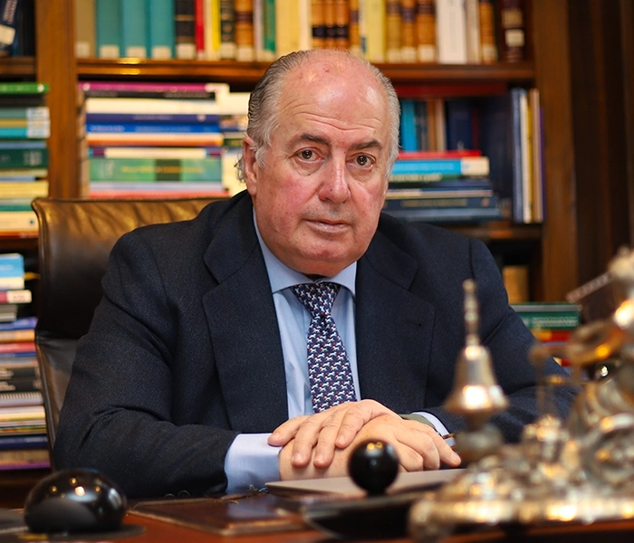 Presidente De Lorenzo Abogados